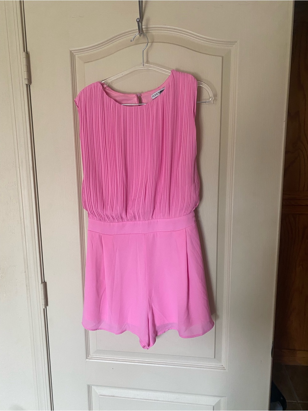 Fashion Nova Pink Pleated Romper | Flowy Stretch Waist | Size M/L Fit - Picture 3 of 6